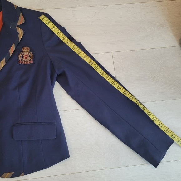 Tommy Hilfiger Navy Blazer 100% Wool with Gold Trim Crest - Picture 11 of 11